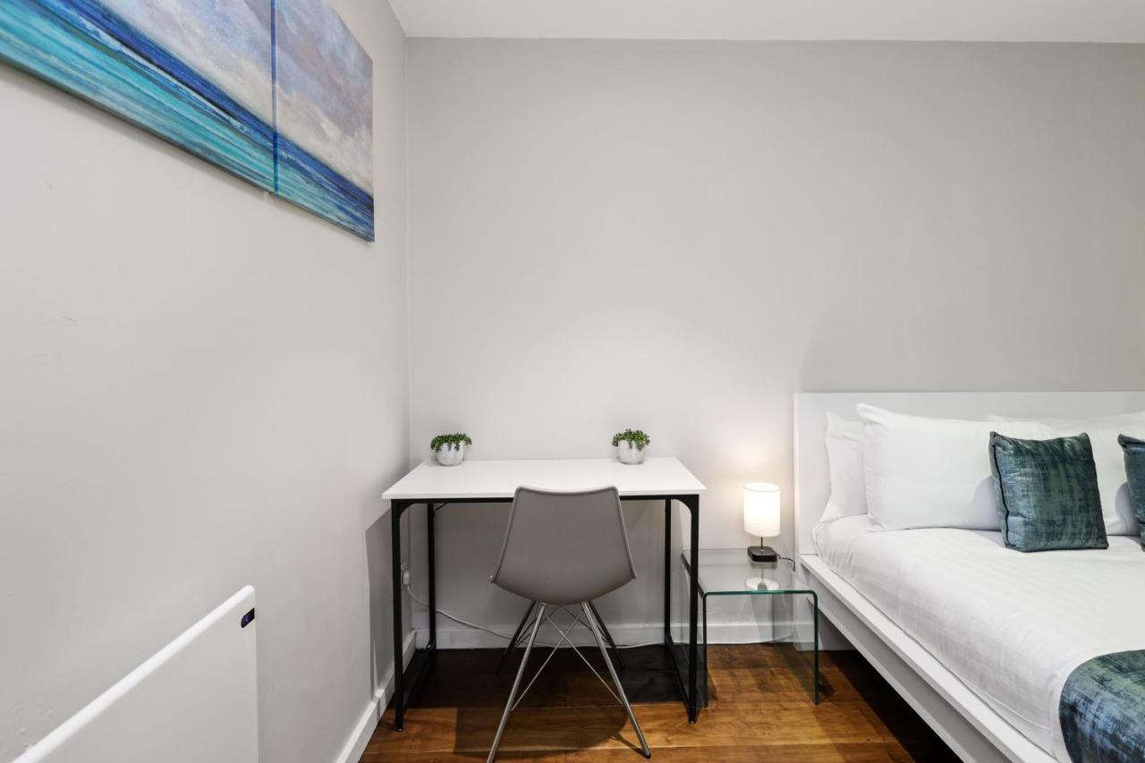 Spacious 1 Bedroom Flat Londen Buitenkant foto